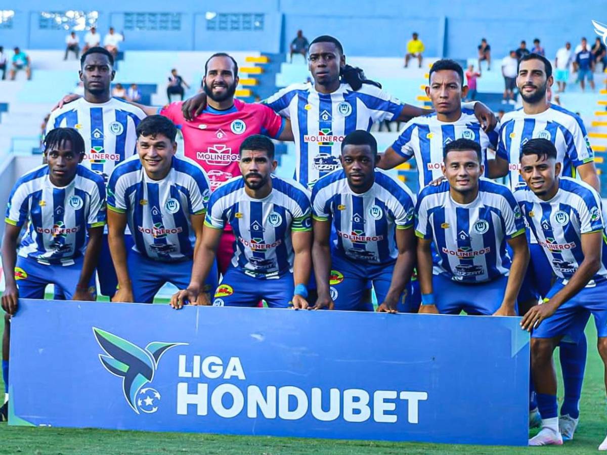 La More, manos a las obras en el Victoria: charla y convenció a dos jugadores a volver al club