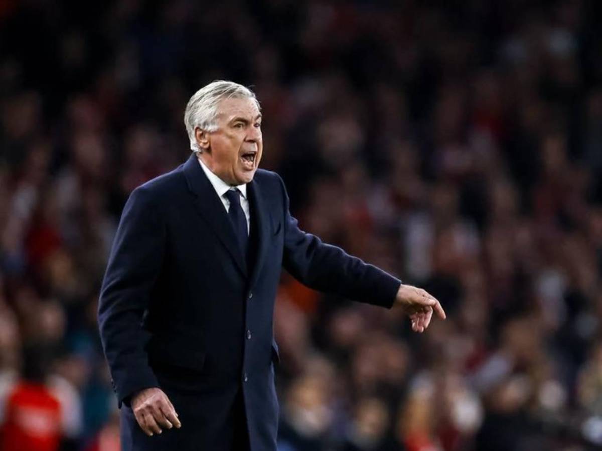 Ancelotti no seguiría y Real Madrid contacta a entrenador tras goleada ante Arsenal