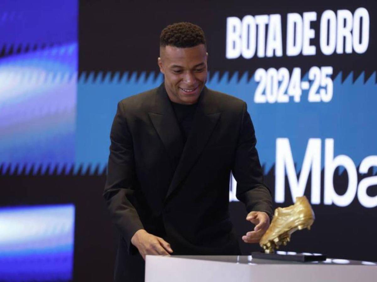 Mbappé recibe la Bota de Oro: lo que dijo y quiénes del Real Madrid lo acompañaron