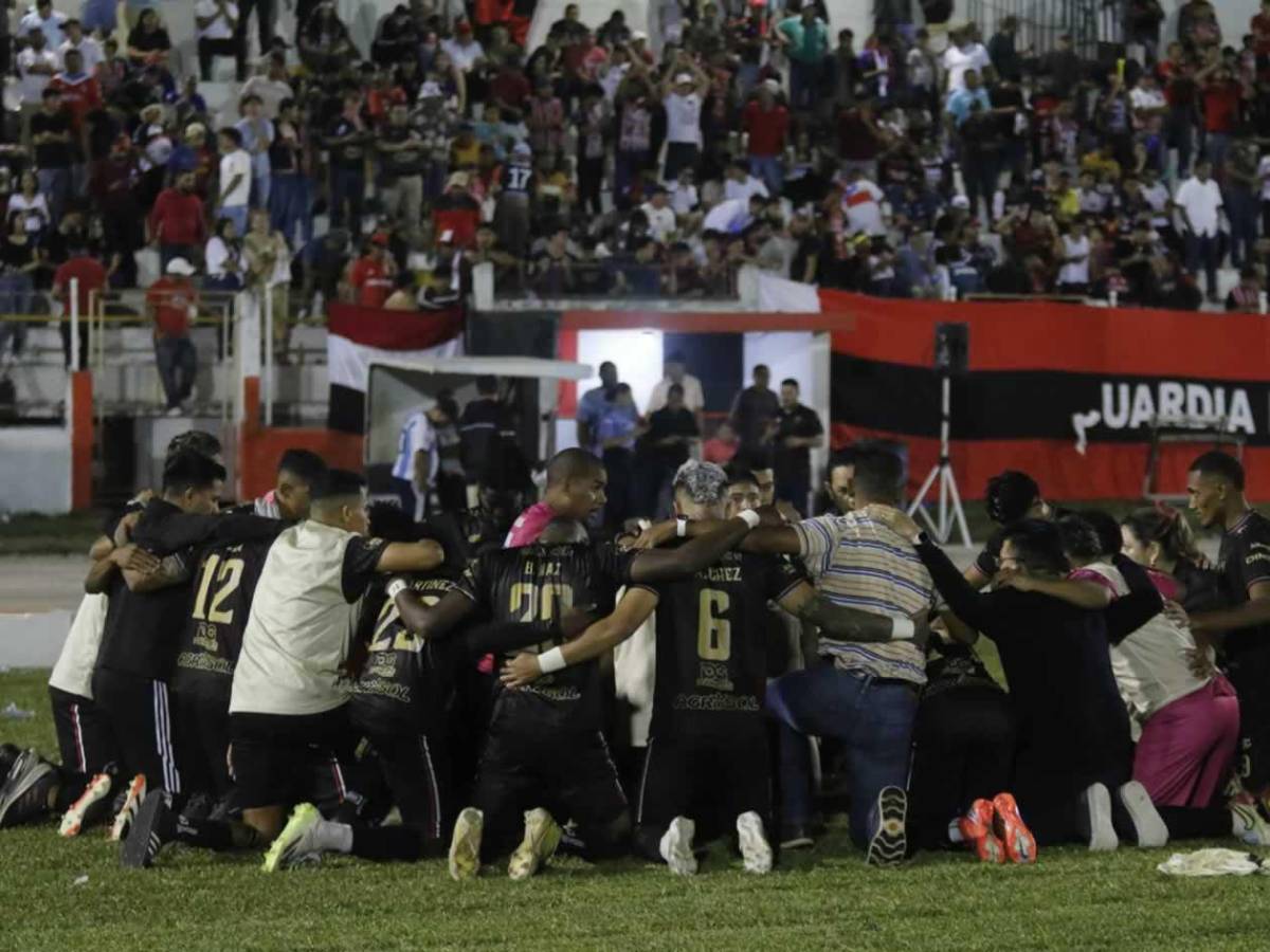 Batacazo: drama de Platense afuera de la final en penales y euforia del Independiente