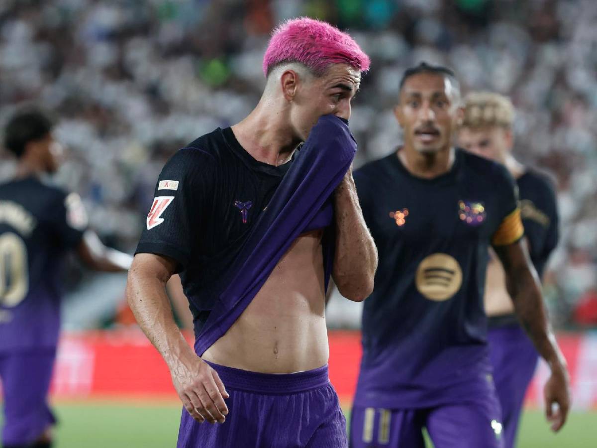 ¿Mensaje para Julián? Show de Raphina, fiesta en debut y preocupación del Barcelona