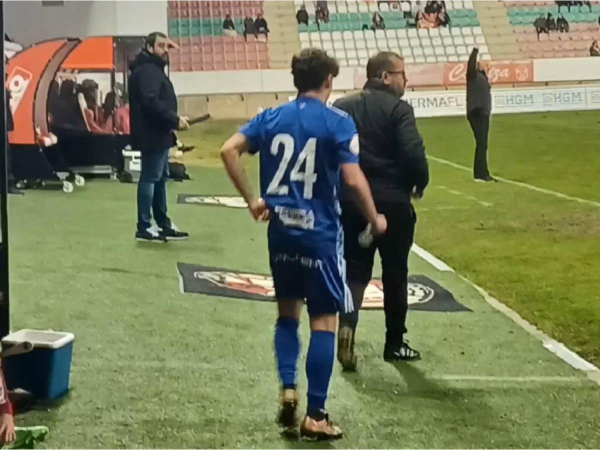 Perdió el control: Muere joven futbolista en España por trágico motivo