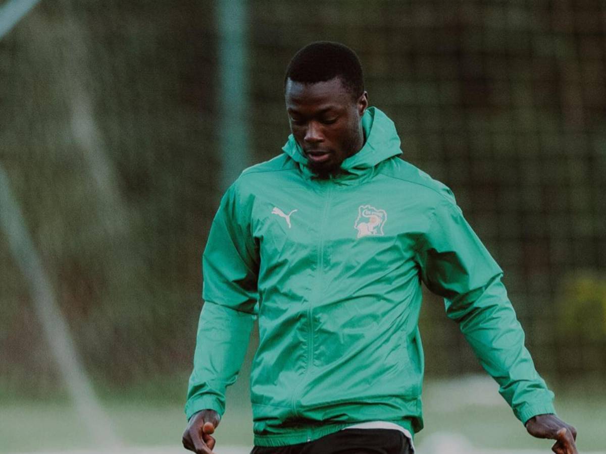 Actriz de cine para adulto alista boda con famoso futbolista