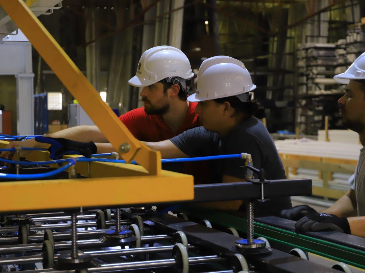 Honduras y EE.UU. prevén crear medio millón de empleos