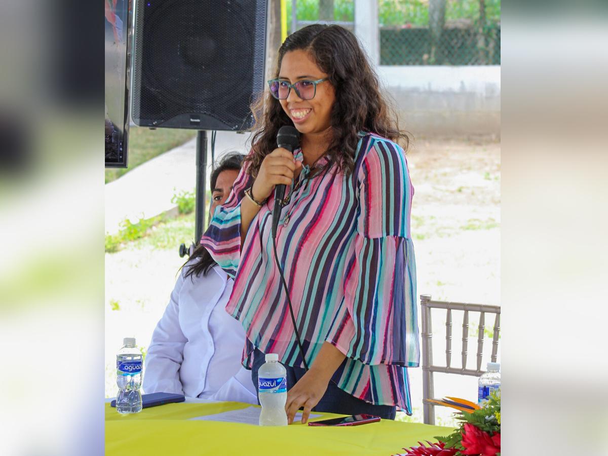 Cemento Ultracem construye en la educación de Choloma