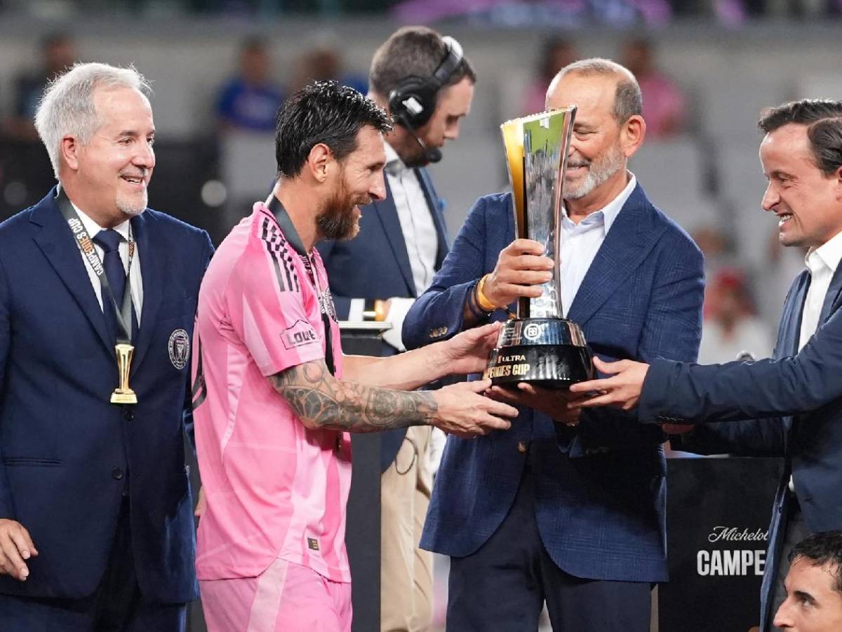 Messi se enojó: protagoniza fuerte cruce con comisionado de MLS en pleno festejo