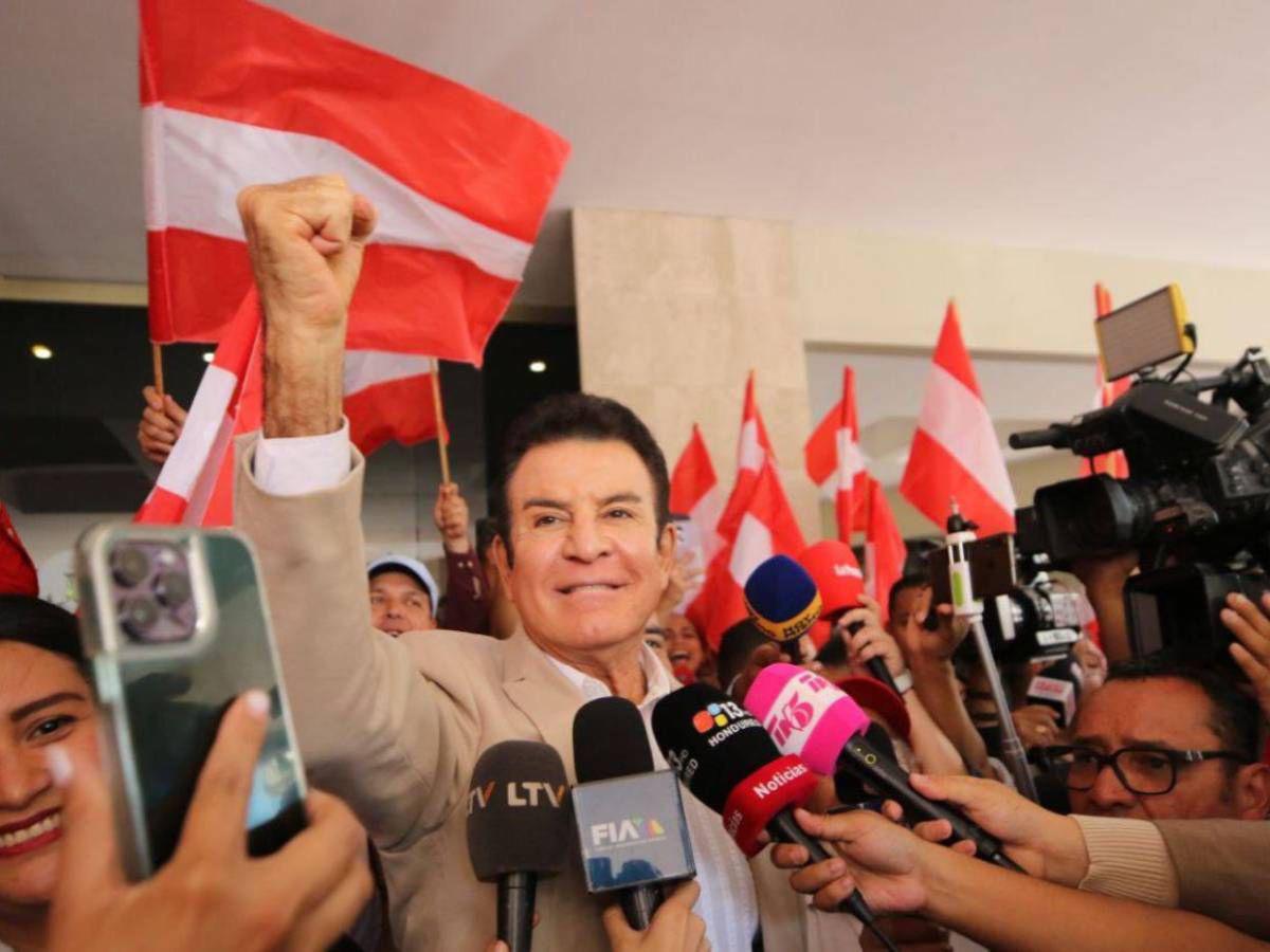 Simpatizantes liberales y nacionalistas se unen en apoyo a las consejeras del CNE