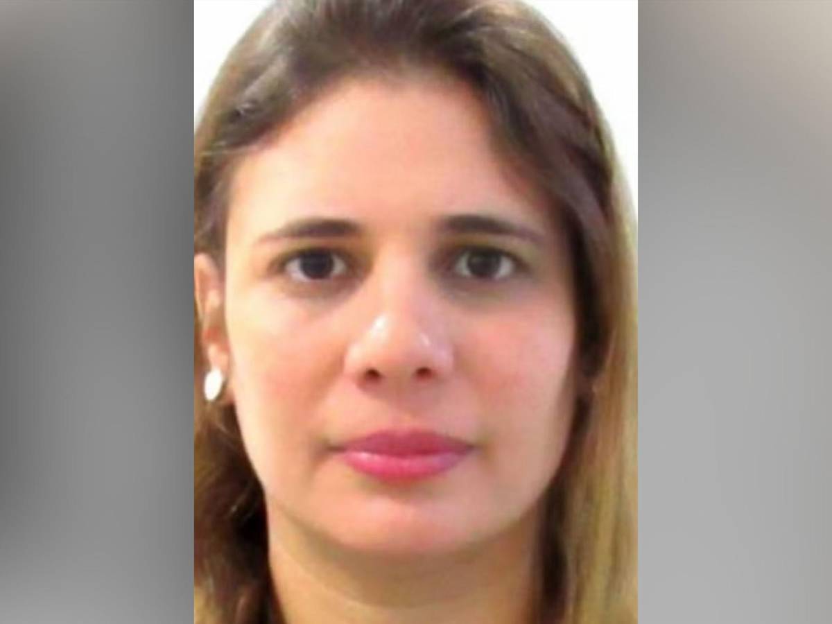 Estudiante mata a puñaladas a su profesora frente a sus compañeros en una universidad