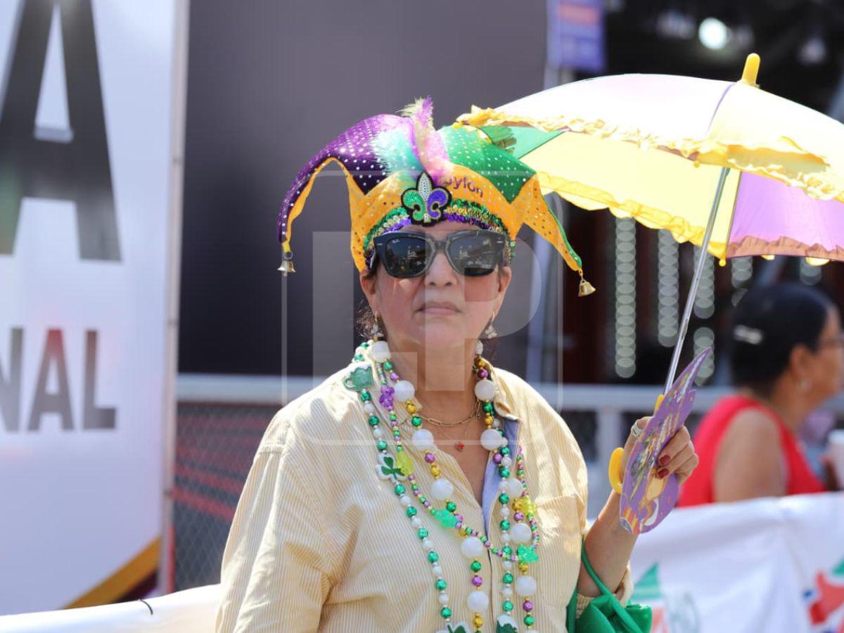 Con derroche de color, carrozas y música, La Ceiba celebra el gran cierre de su Feria Isidra