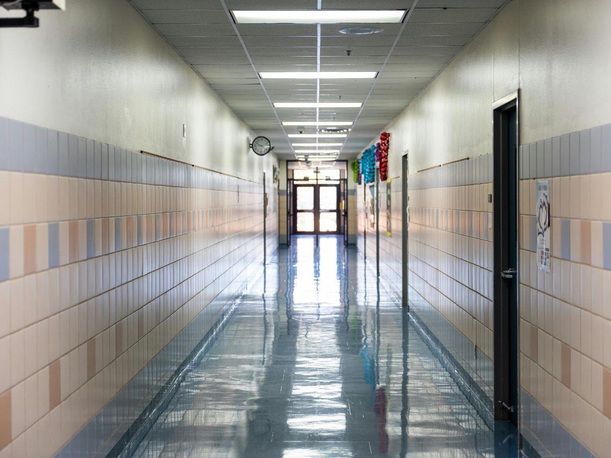 Tiroteo en una escuela deja tres estudiantes muertos y siete heridos