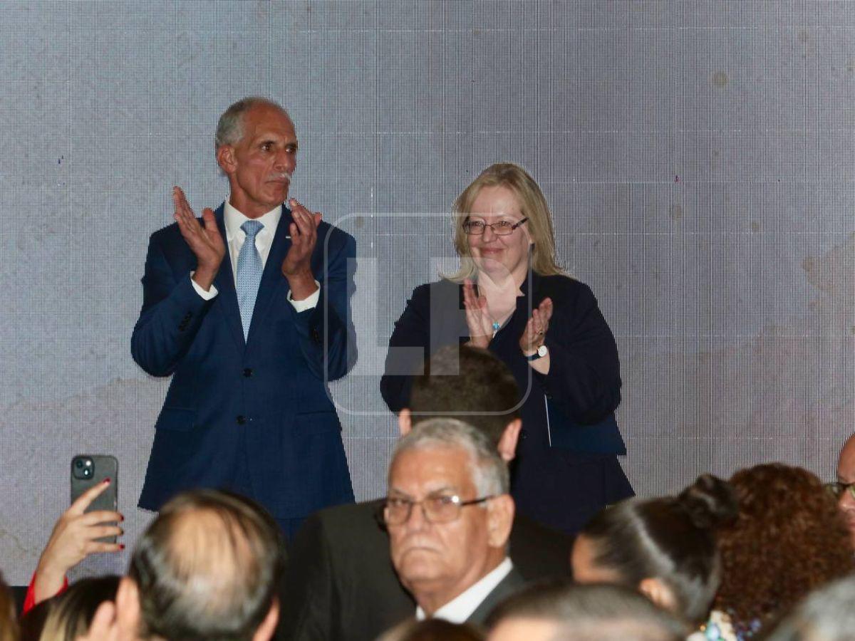 Embajada de EEUU celebra su independencia en Honduras con presencia de Nasry Asfura