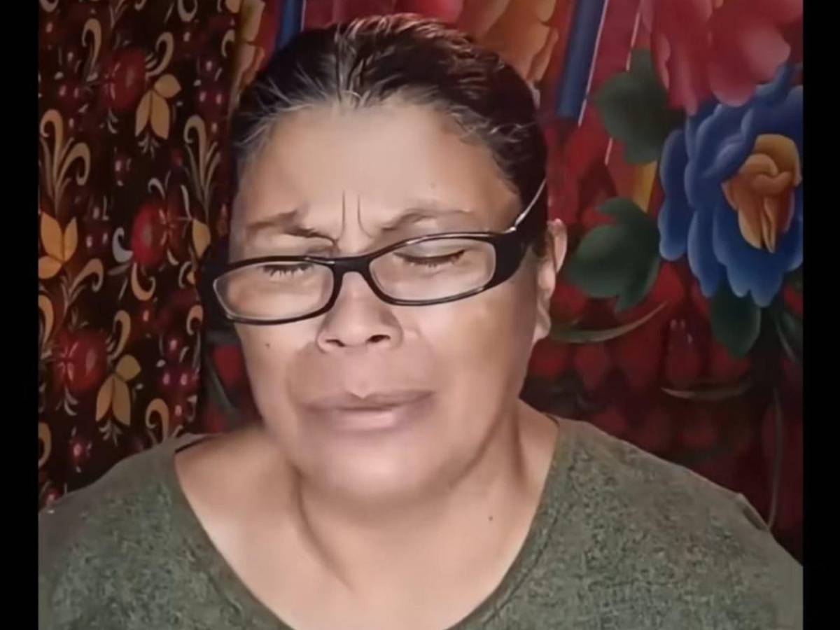 Con su canto “Fuera depresión”, Sonia Juárez conquista TikTok