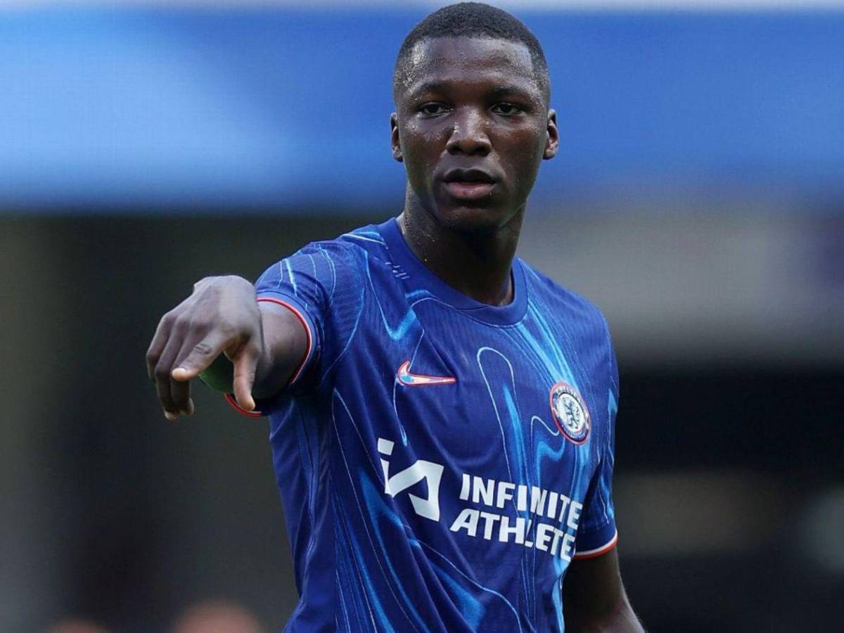 Barcelona va por un central, crack quiere volver al Real Madrid y Salah con ofertas