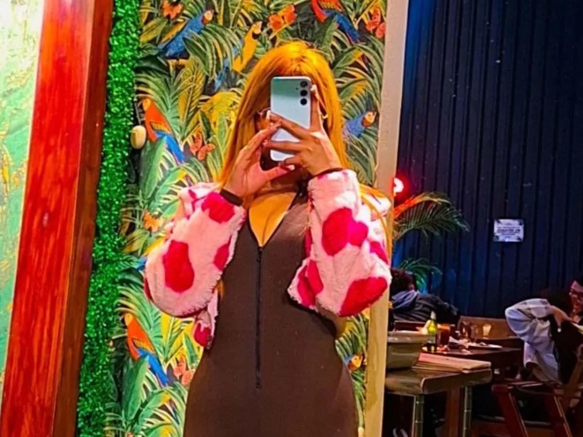 Jovencita y su madre son asesinadas durante un live de venta de ropa usada