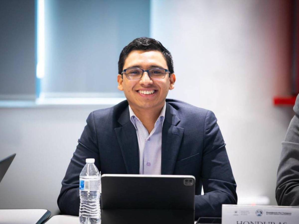 Fausto Cálix arremete contra Nasralla por criticar a ‘Mel’ Zelaya