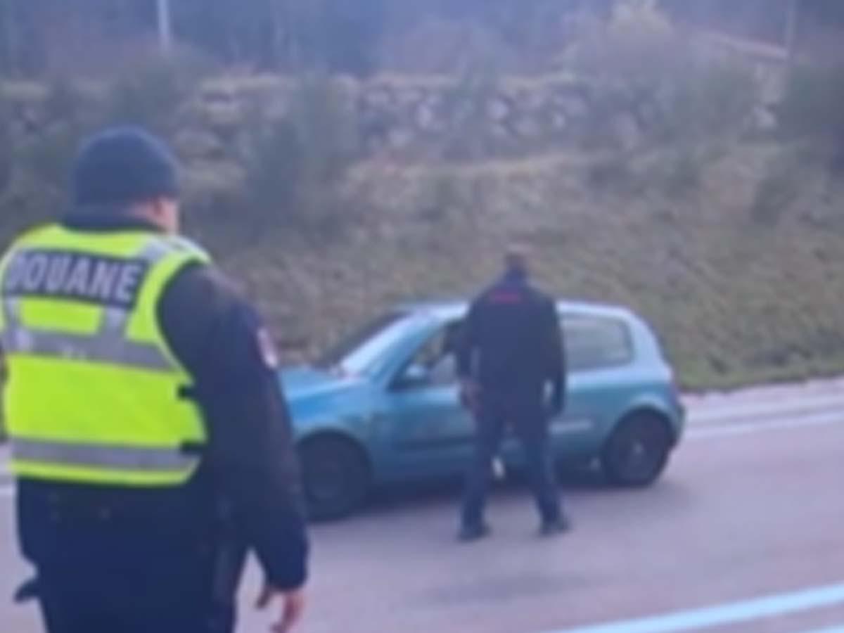 Modelo de clubs nocturnos fue hallada muerta dentro de un carro: “Mamá, aquí está él...”