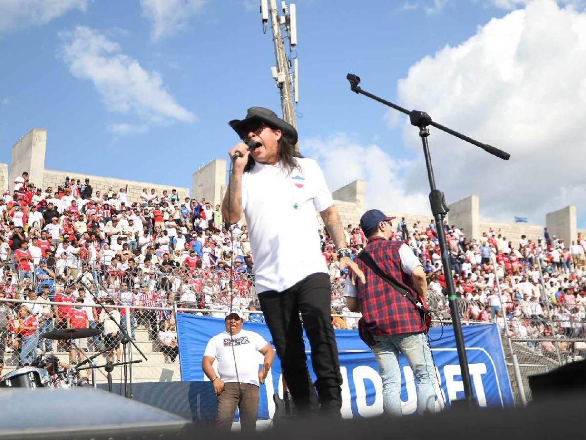Derroche de bellezas en la final, revuelo por Nasralla y esposa de jugador cautiva