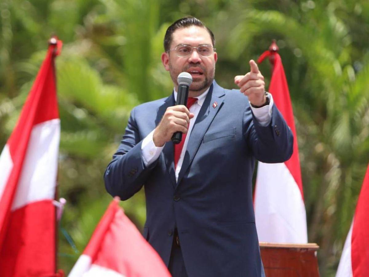 Jorge Cálix critica a Nasralla: “Se hincó ante narcotraficantes”