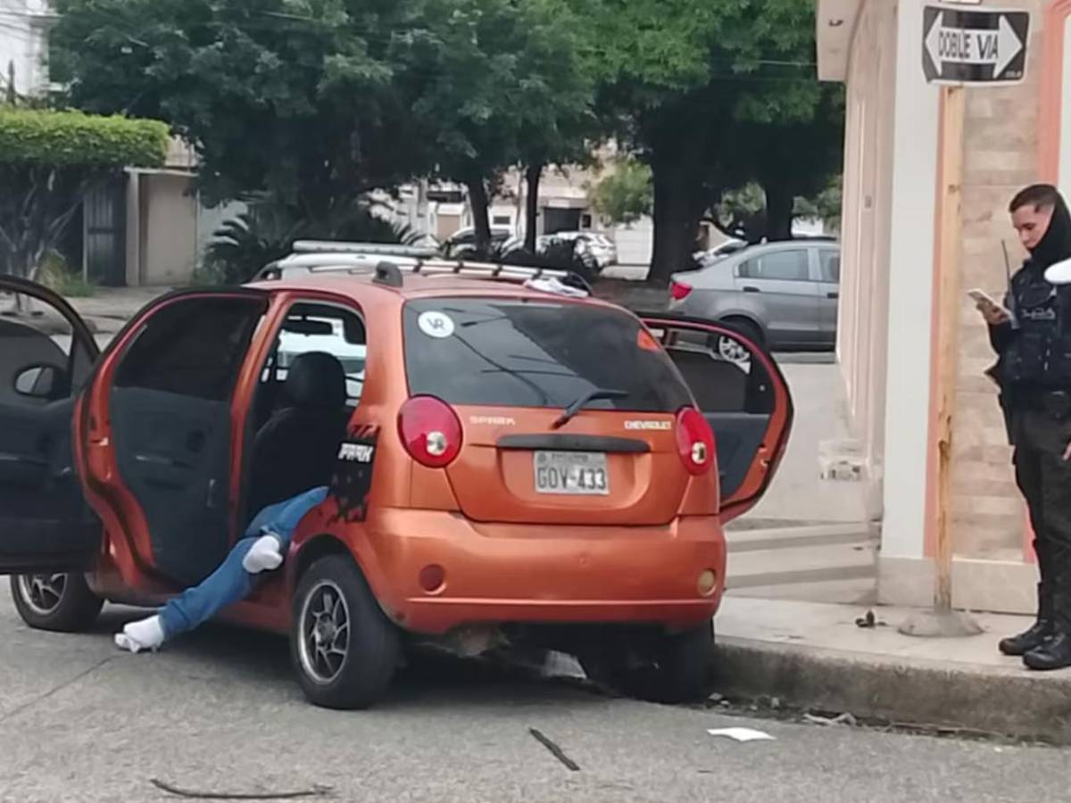 Encuentran muerto en auto a exfutbolista Carlos Alberto tras reunión con tres mujeres