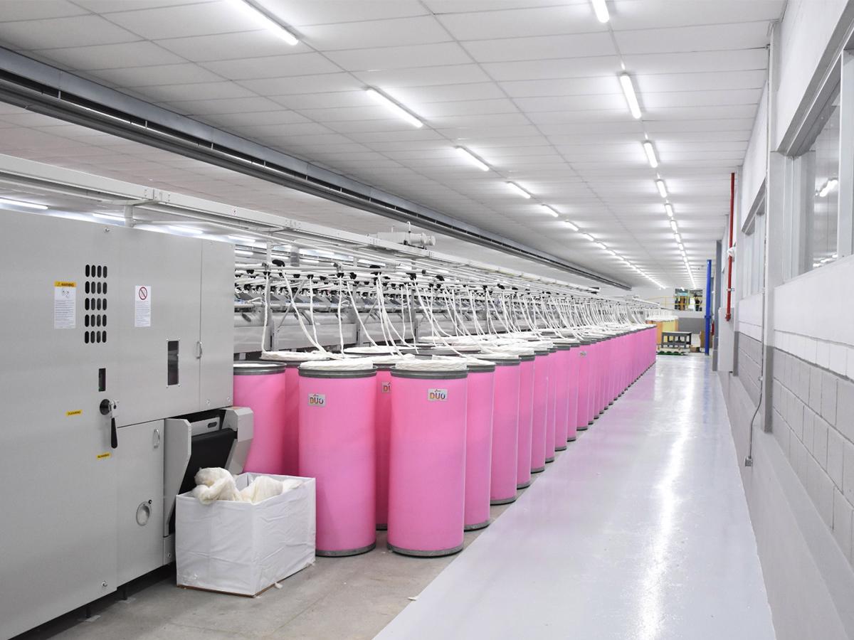 La apertura de Northern Spinning Mills, representa una inversión significativa que fortalece la confianza en la empresa privada y el progreso económico del país.