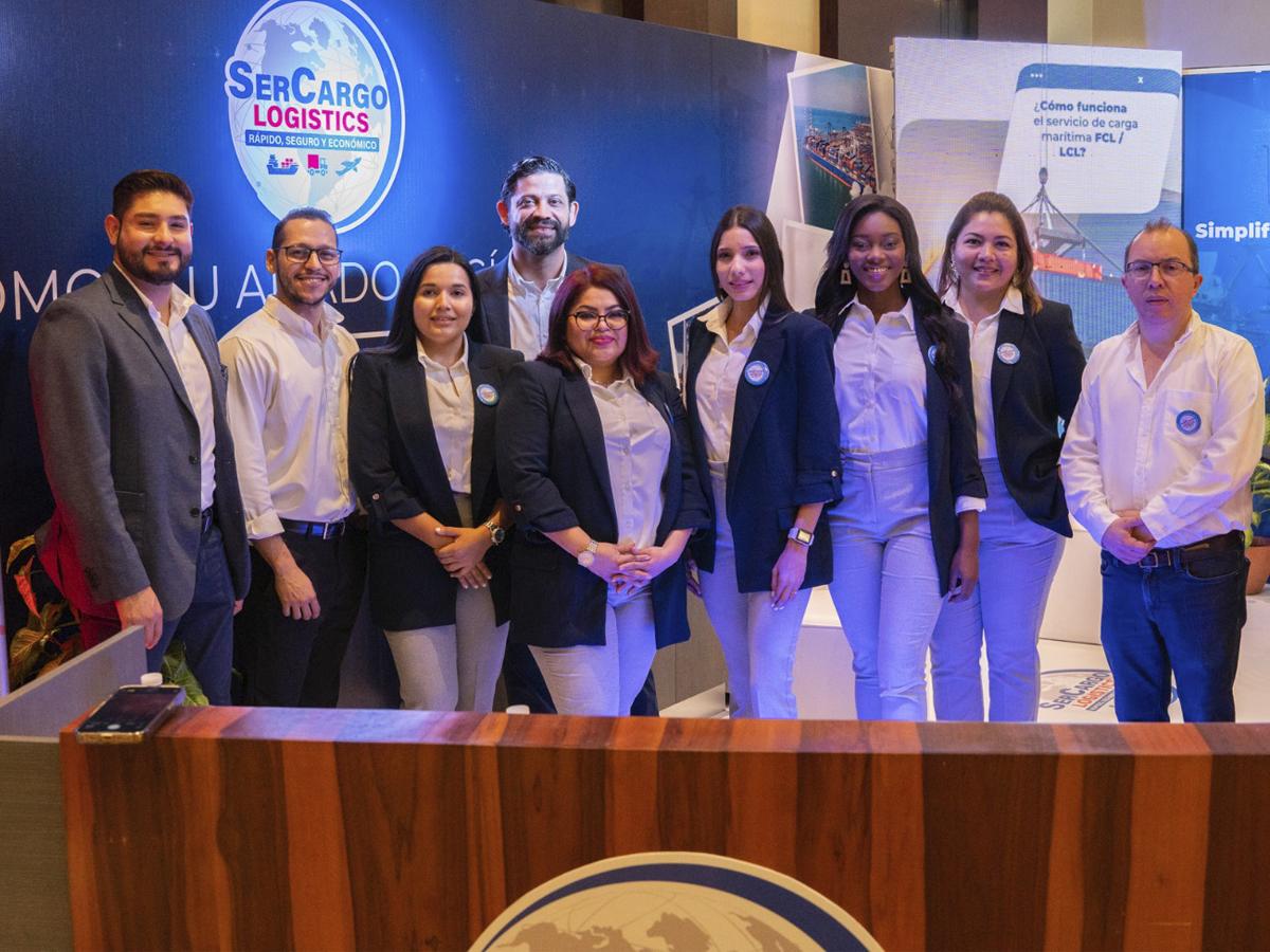 Ejecutivos del área comercial del grupo SerCargo y de la división MCB, que cuenta con Operaciones en Honduras, Miami, Los Ángeles, Panamá y ahora en China.