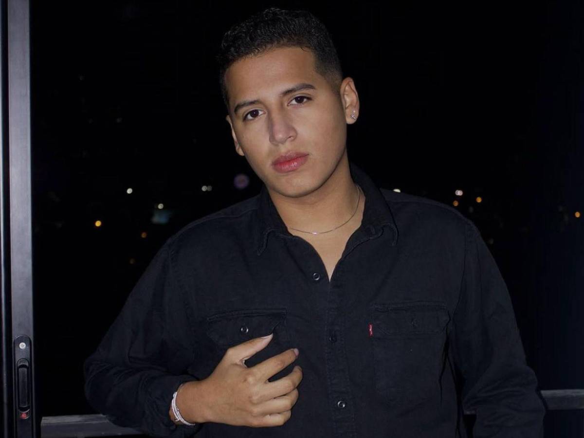 Expareja de la Bicha Catracha se somete a cirugía estética 360