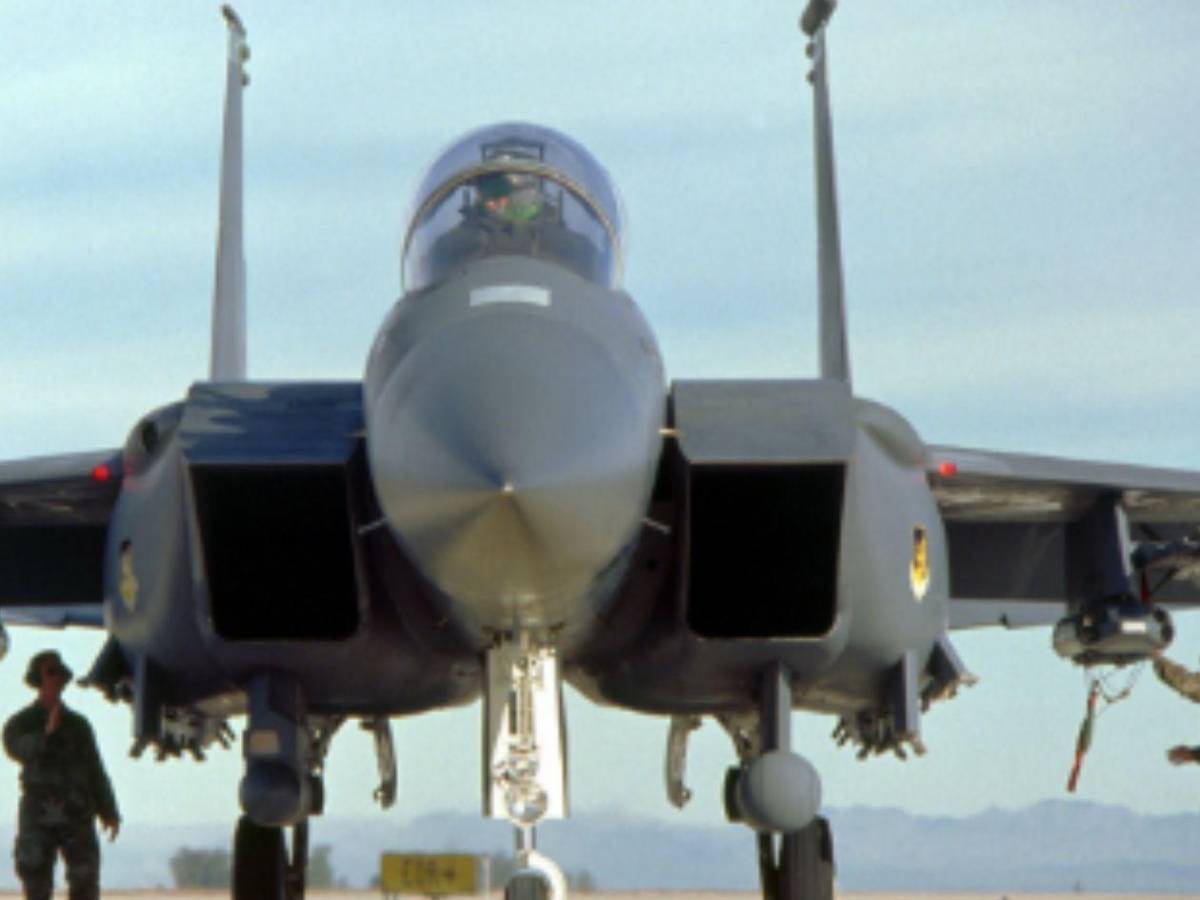 Así son los 21 aviones de guerra F-15EX Eagle II que compró Donald Trump