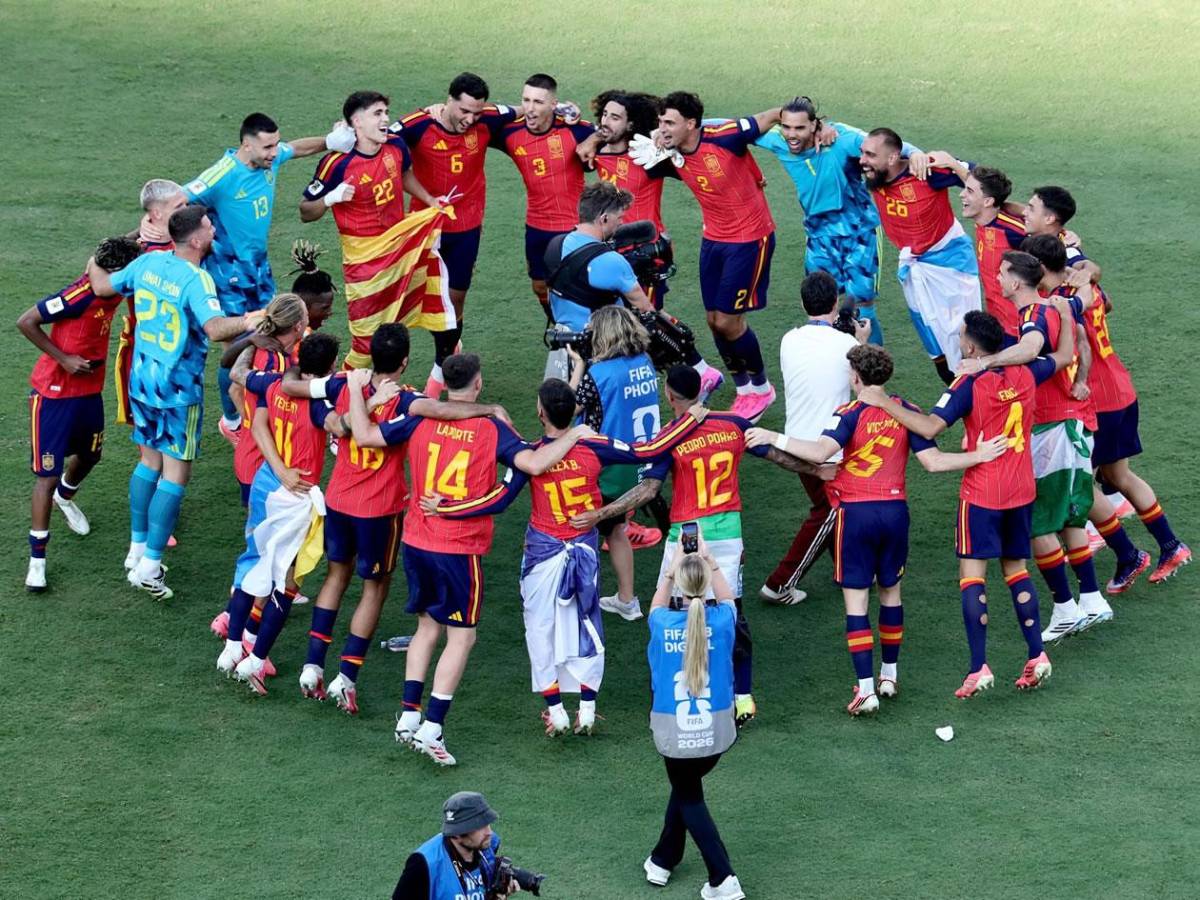 Messi rompe a llorar, show de Lamine Yamal, su novia y España festeja campeón Mundial