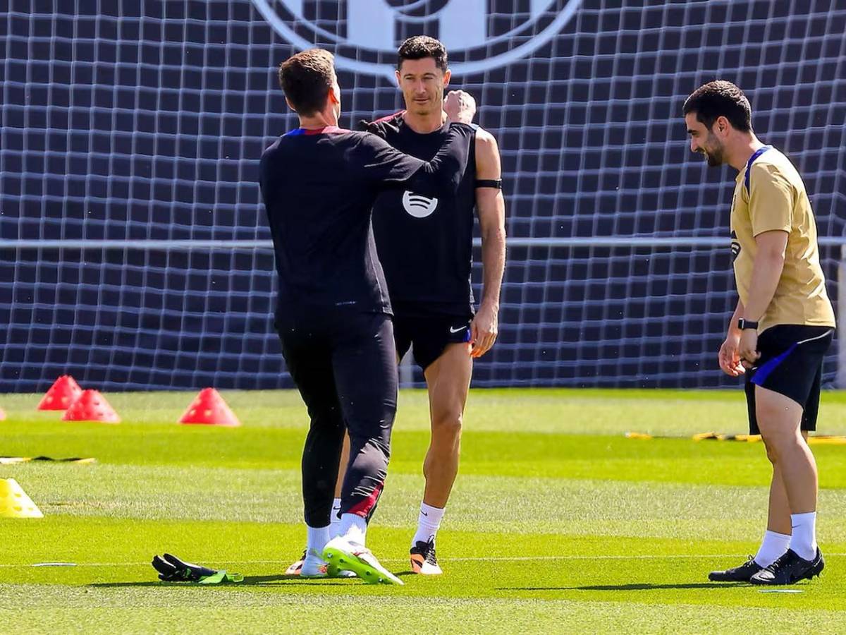 Sorprenden a todos: Lewandowski y Szczesny, 'a los golpes' en entreno del Barcelona