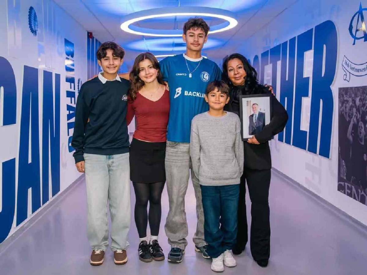 Joven de sangre hondureña con histórico club: firma primer contrato profesional