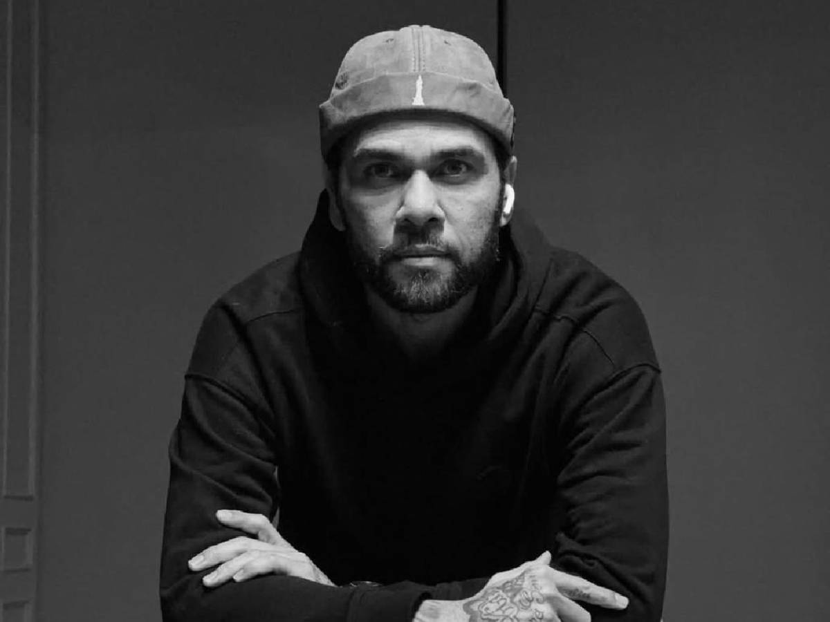 Dani Alves reaparece y sorprende con lo que hace: 40 años estuve detenido