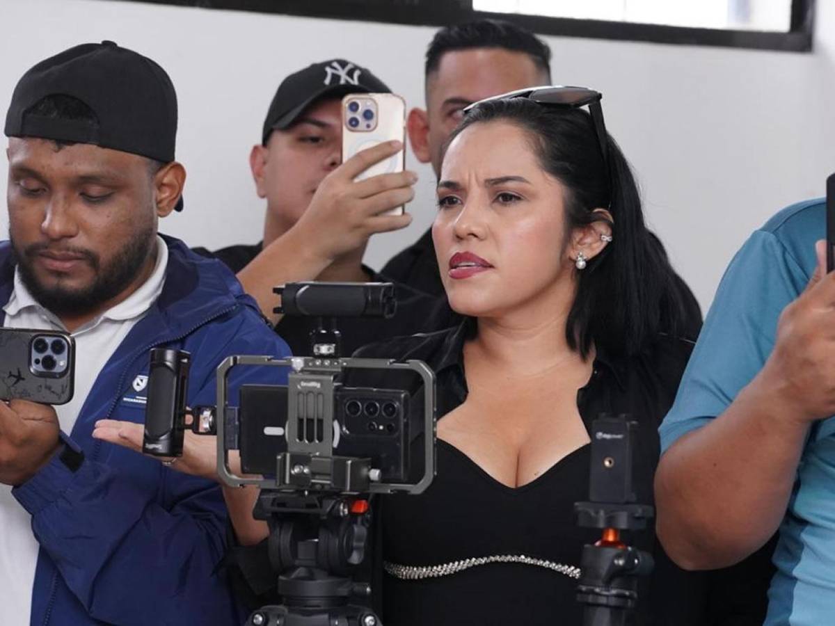 Así es la bella periodista que puso en su lugar al 'Fantasma' Figueroa