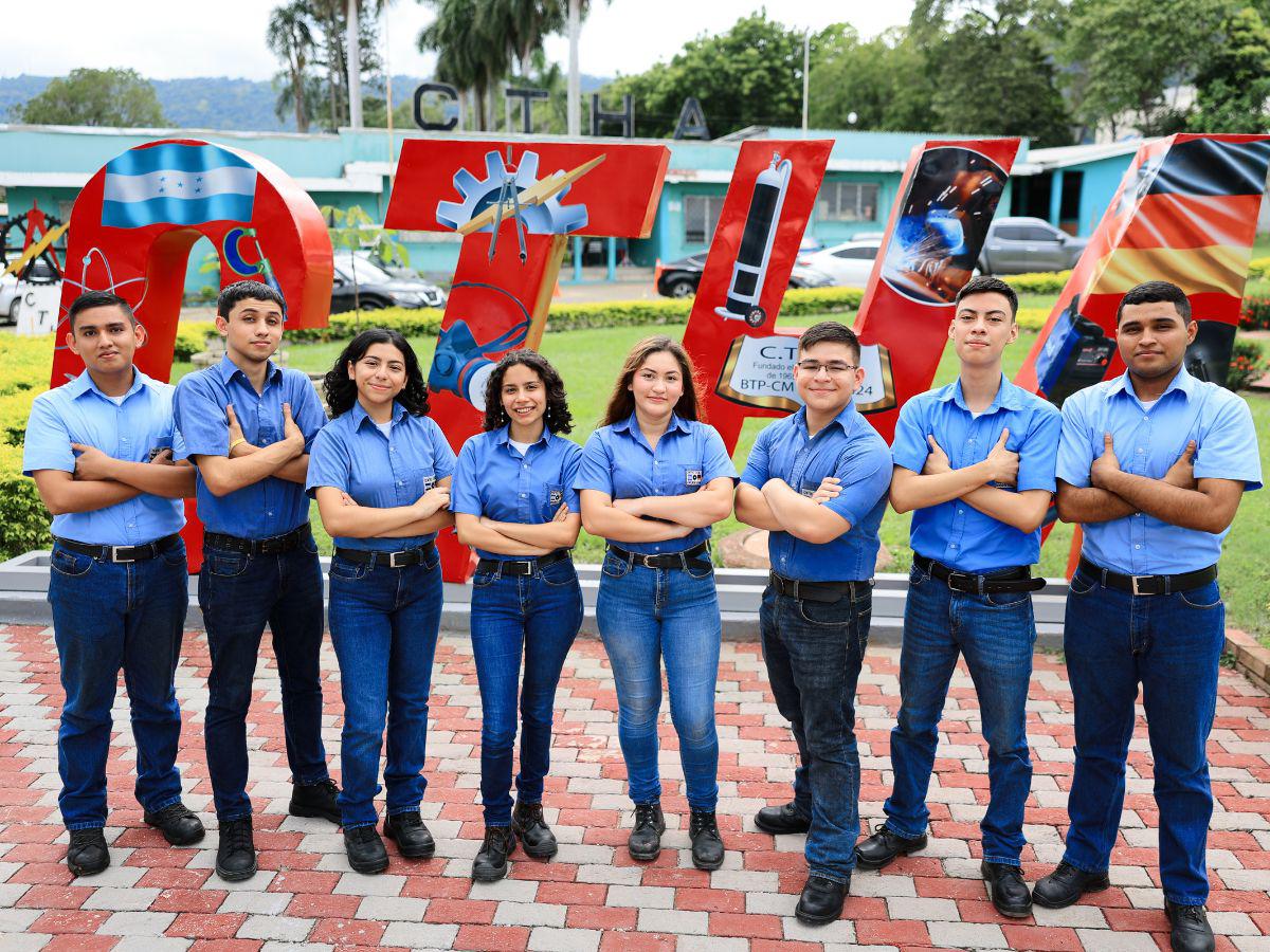 Ellos son los estudiantes del Técnico Alemán que irán a prácticas en Alemania