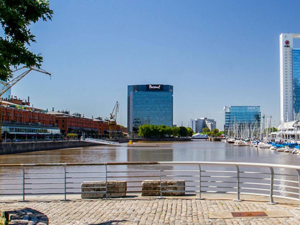 Rodrigo Auzmendi sorprende a Laura Meza: Así es el curioso lugar donde la llevó a vivir