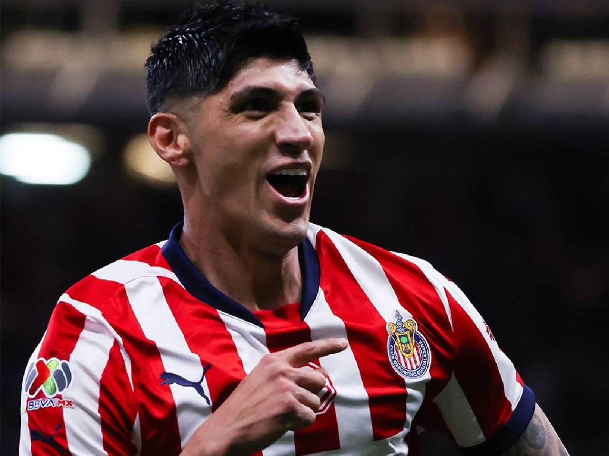 Presentadora exhibe engaño de famoso futbolista: “Hubo fotos y videos”