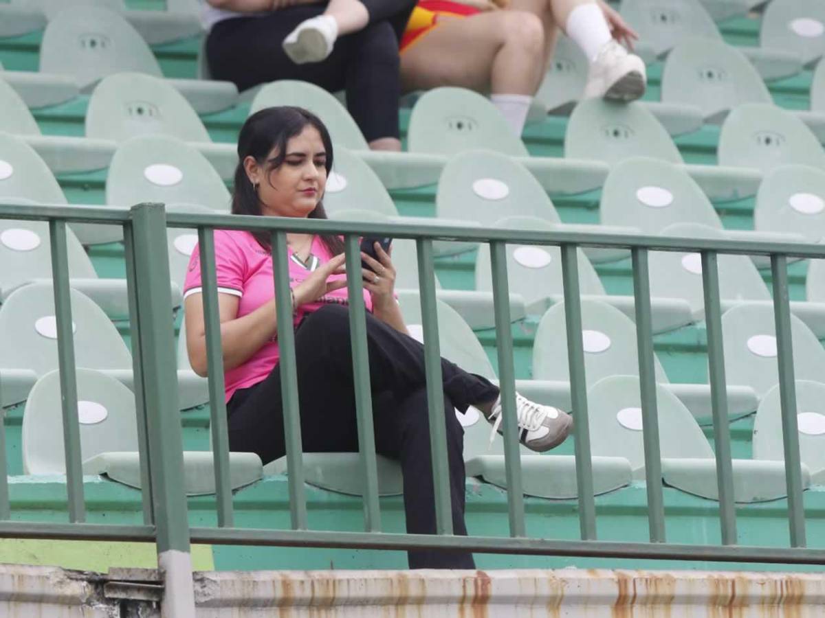 Marathón decepcionado, Lobos UPN celebra y las bellezas en el Yankel