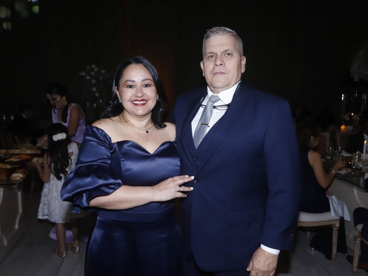 Así se vivió la boda eclesiástica Rodríguez Reyes en SPS