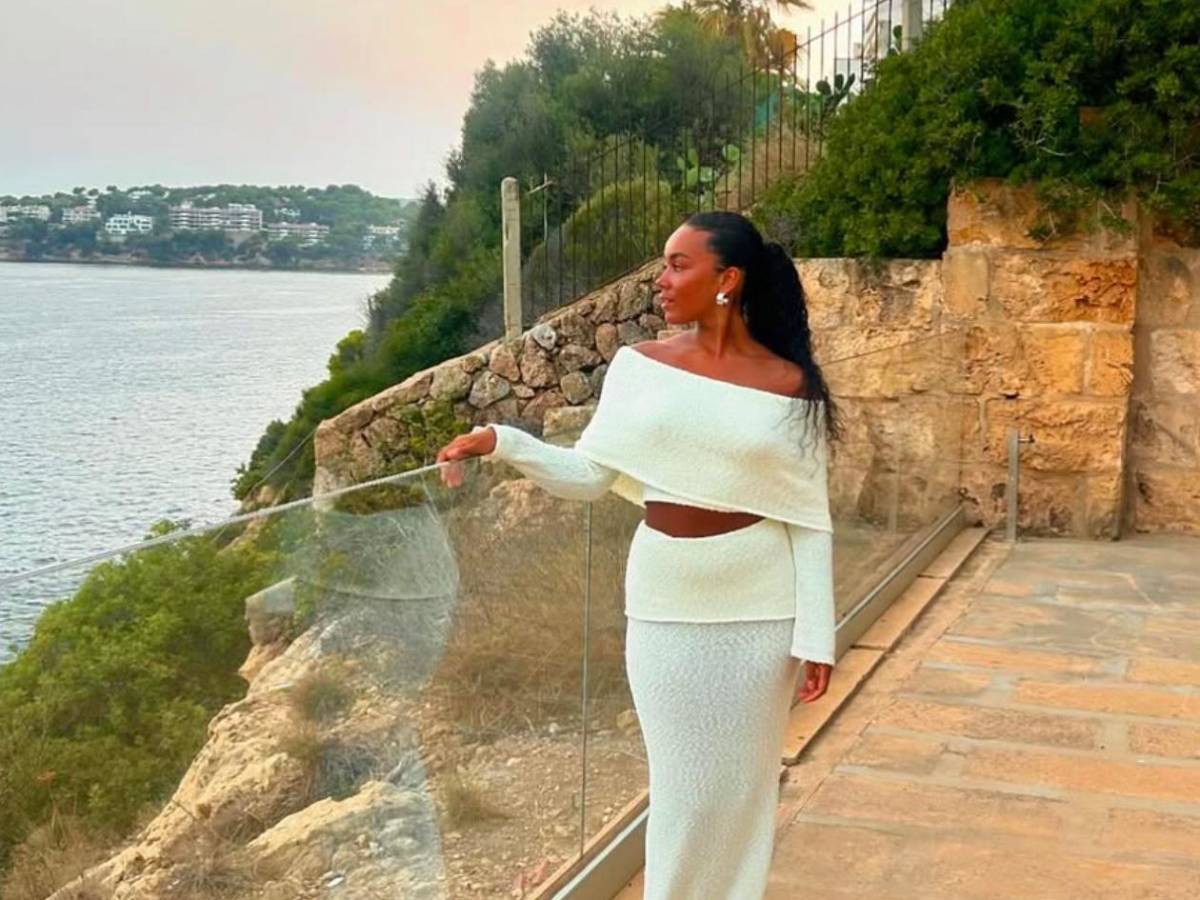 Novia de Keyrol Figueroa reacciona tras convocatoria por Liverpool:¿quién es ella?