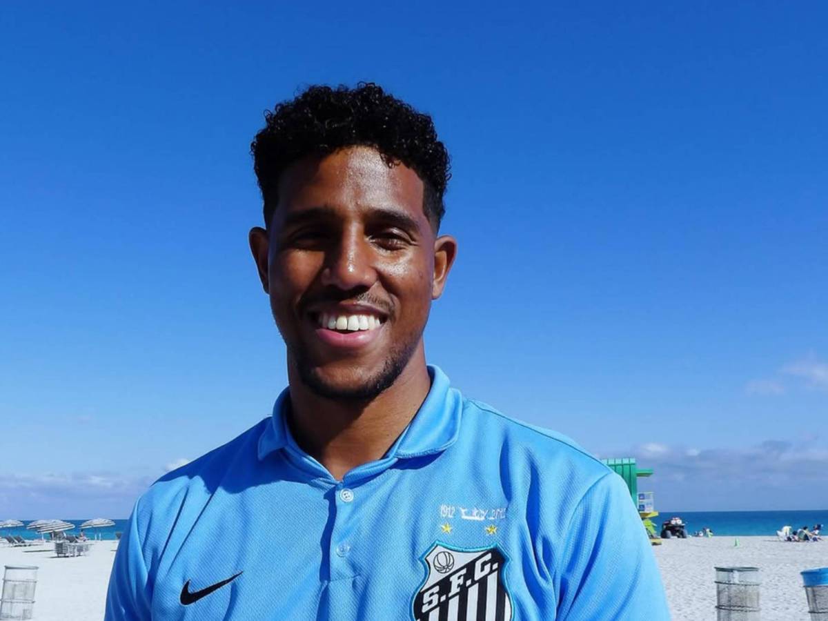 Hijo de Carlos Pavón llega a Honduras y sorprende con su nueva vida