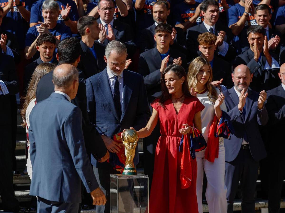 Locura de España, 'mensaje' de Trump, petición de Yamal y Gavi vs Paredes