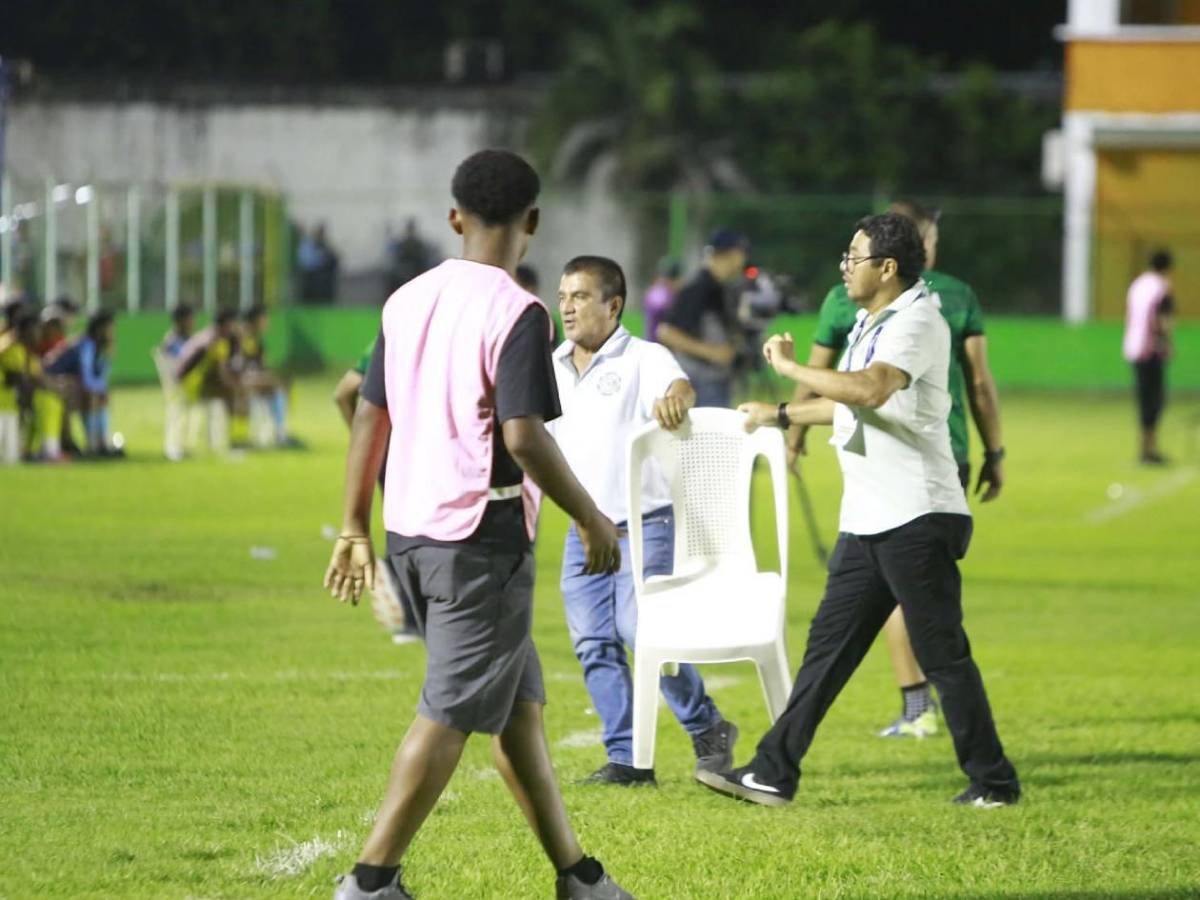 Traición al Real España, locura de Jeaustin, silla voladora y chica misteriosa