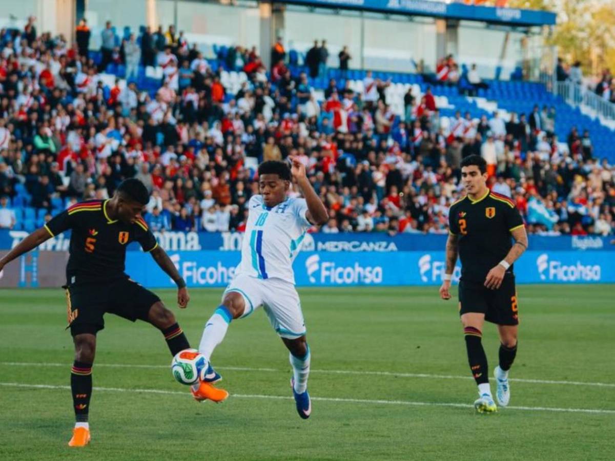 Dereck Moncada en la mira de club de la Premier League: Tomaron increíble decisión