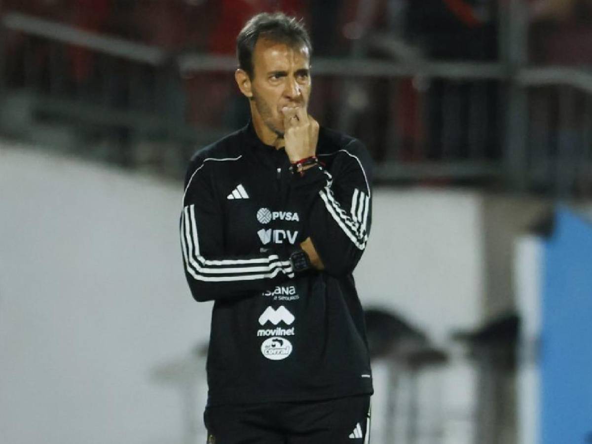 Escándalo sacude a Costa Rica: Dejan fuera a Keylor y él responde; otro renunció