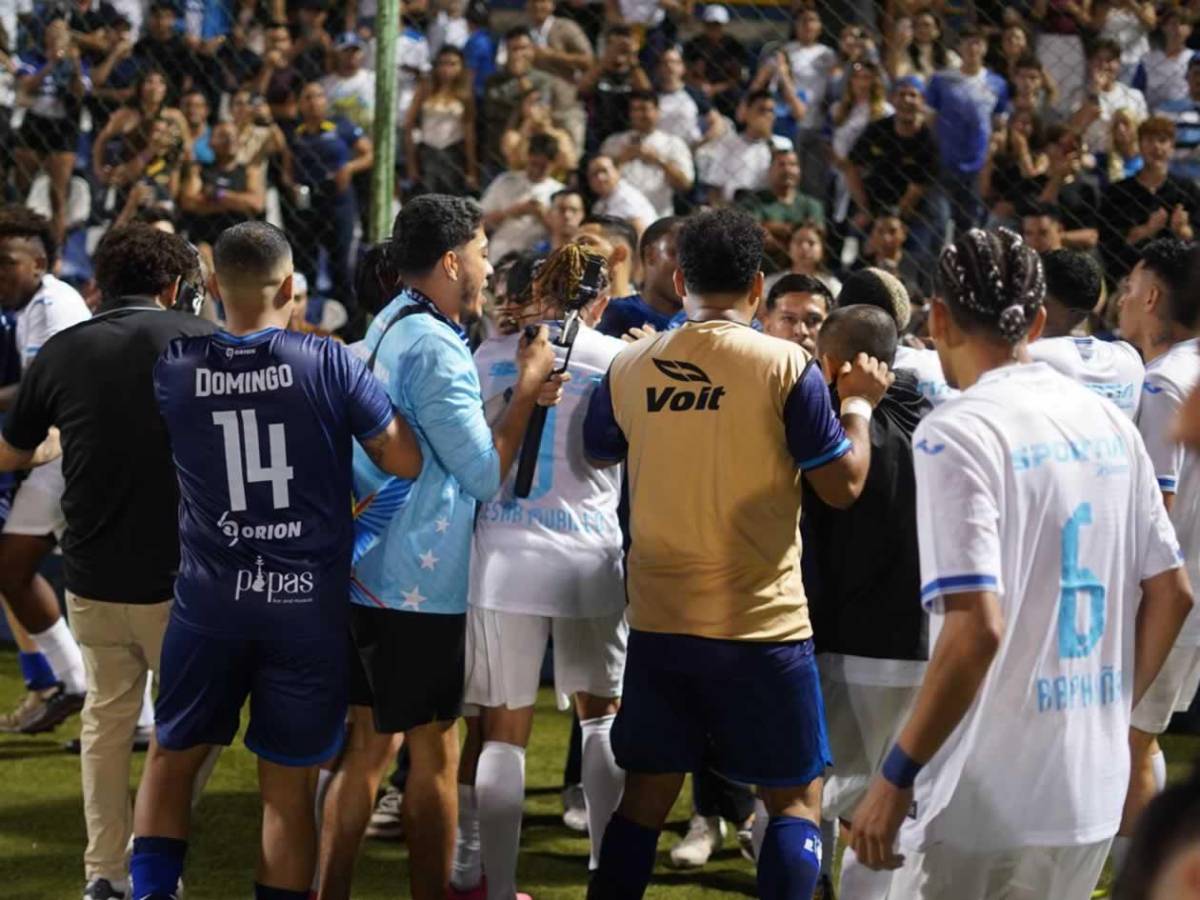 Tiktokers de Honduras con festejo alocado, agresión a Supremo y la bronca en Nicaragua