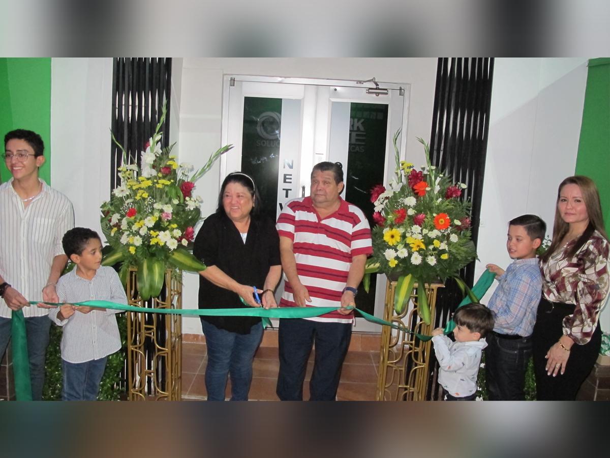 Network Place inaugura modernas instalaciones en su 18 aniversario