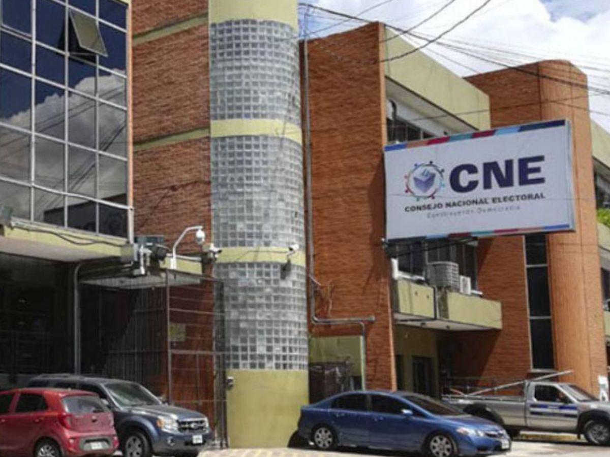 ¿Por qué el Consejo Electoral rechazó la inscripción de Roberto Martínez Lozano?