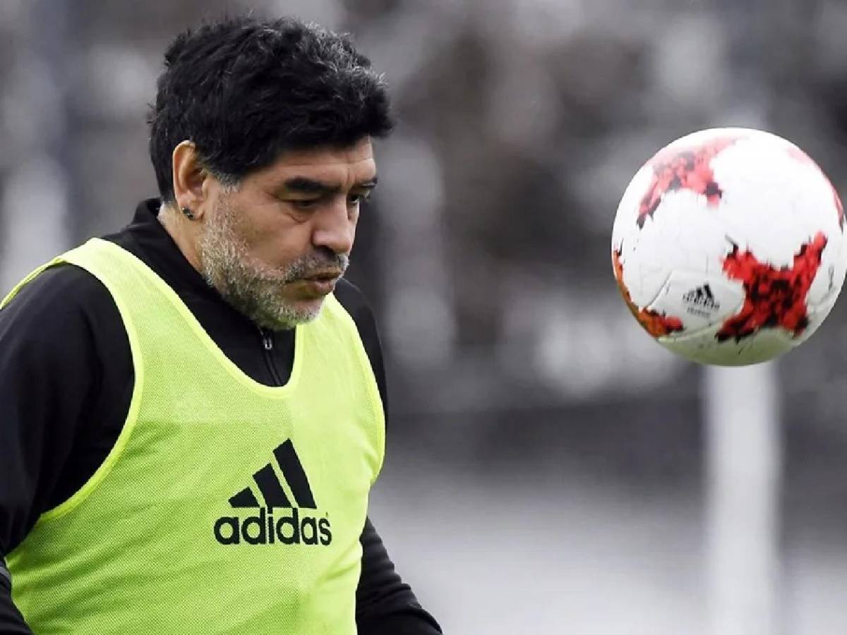 Giro en juicio por muerte de Maradona: último testigo impacta con inesperada versión