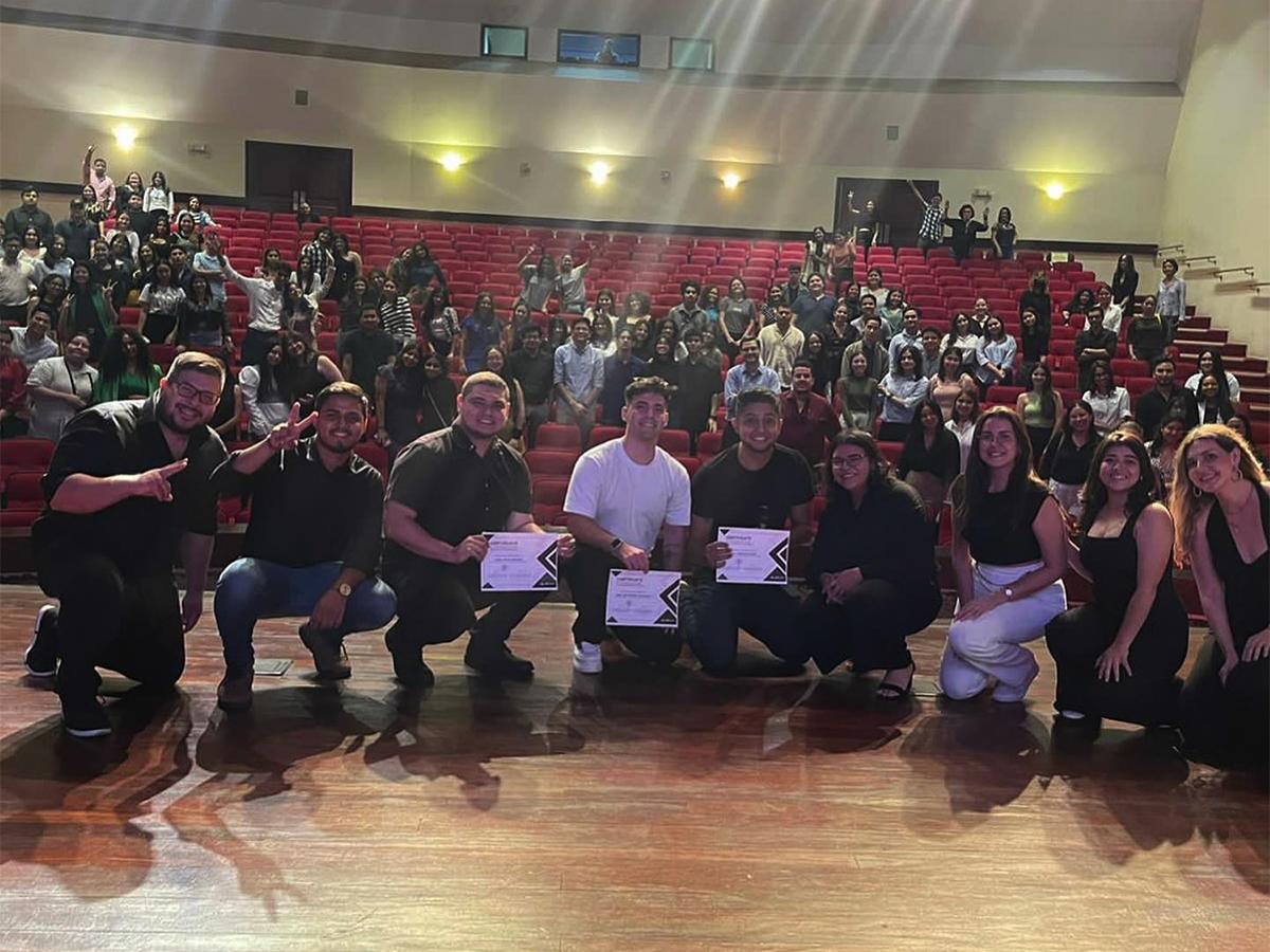 USAP celebra con éxito su 45 aniversario