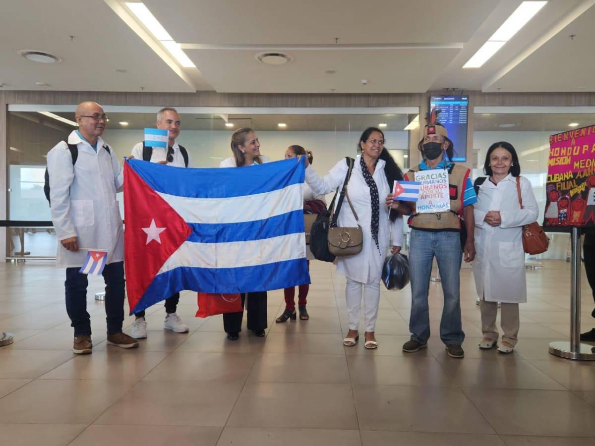 CMH: brigada de médicos cubanos “no cumple requisitos de ley”