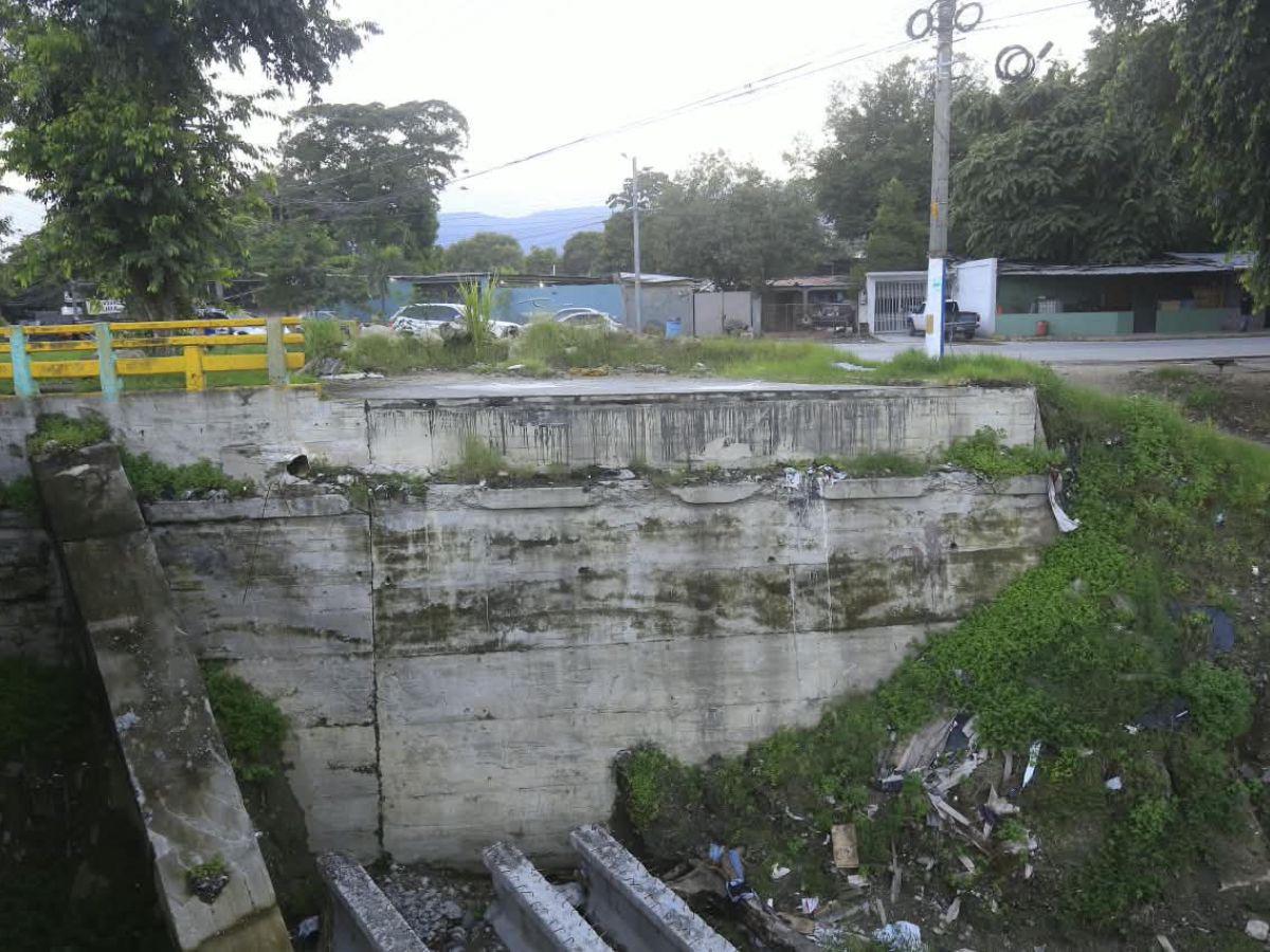 Reanudan obras: En esta fecha serán finalizados y habilitados los puentes de Las Brisas